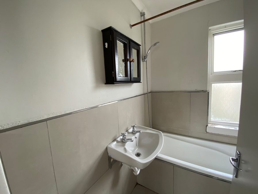 To Let 2 Bedroom Property for Rent in Vredekloof East Western Cape